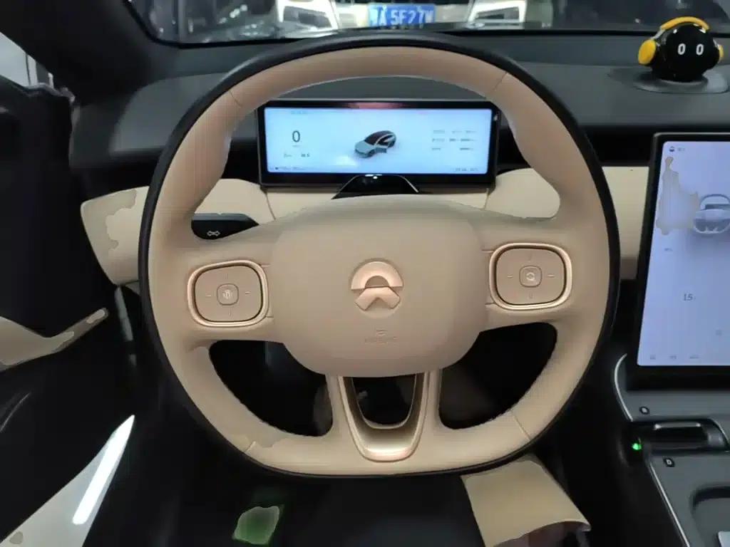 NIO ET5T 2023 75kWh Touring — миниатюра 11