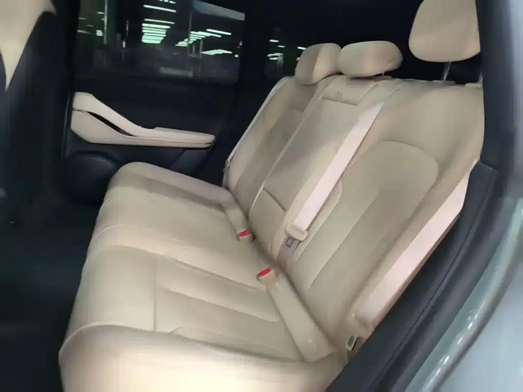 NIO ET5T 2023 75kWh Touring — миниатюра 17