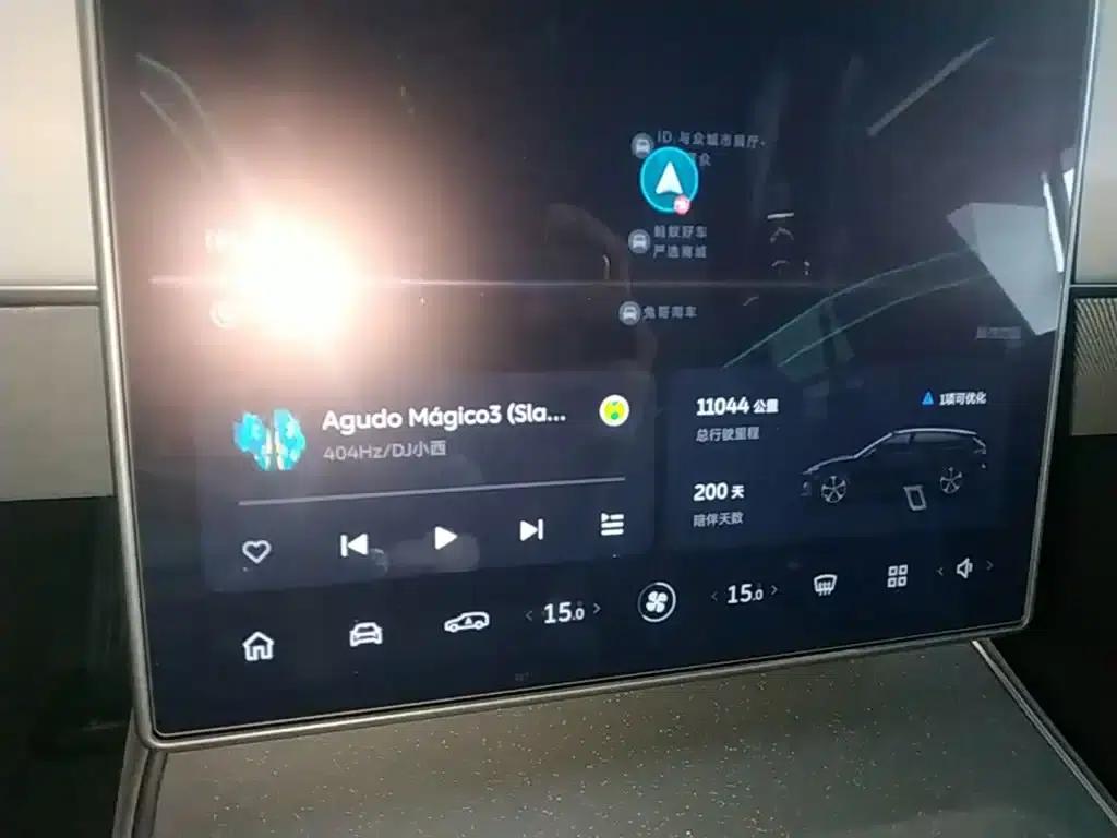 NIO ET5T 2024 Model 75kWh Touring — миниатюра 12