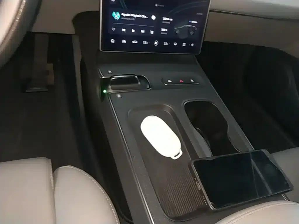 NIO ET5T 2024 Model 75kWh Touring — миниатюра 14