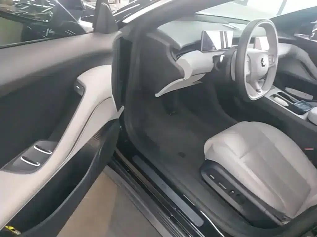 NIO ET5T 2024 Model 75kWh Touring — миниатюра 16