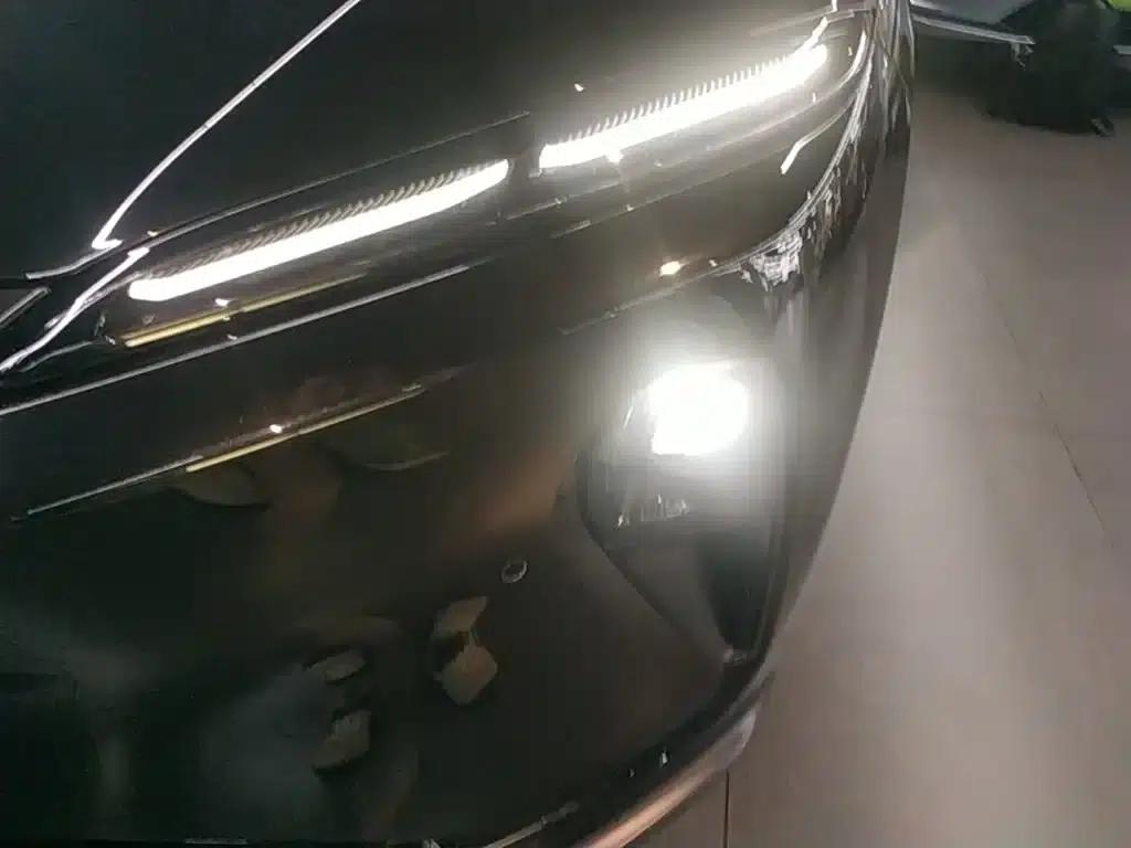 NIO ET5T 2024 Model 75kWh Touring — миниатюра 24