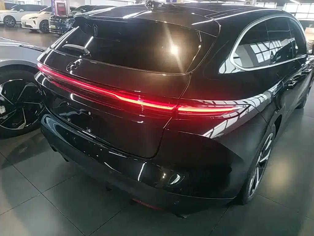 NIO ET5T 2024 Model 75kWh Touring — миниатюра 7