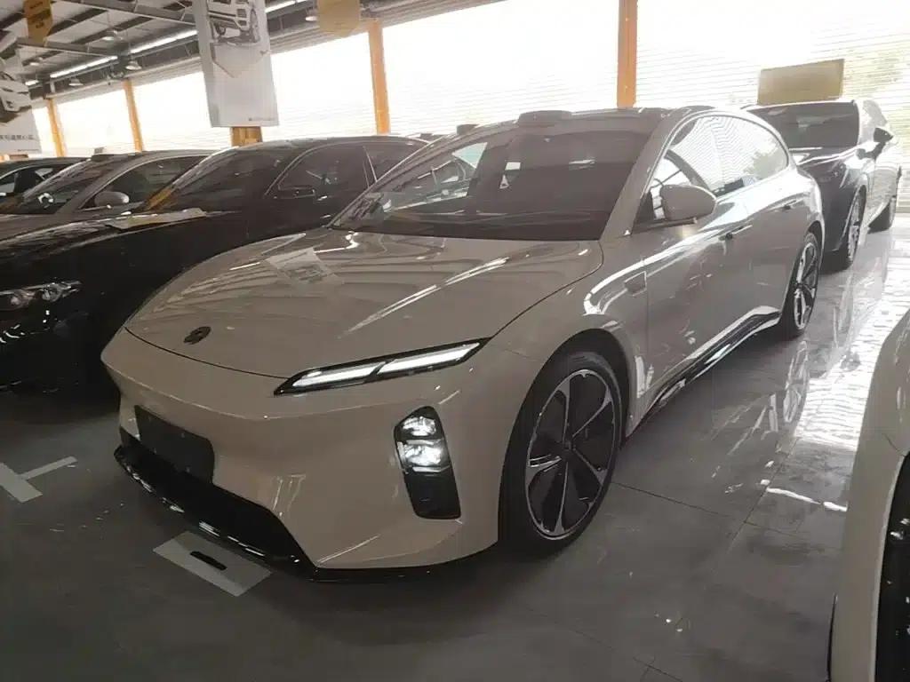 NIO ET5T 2025 75kWh Touring — миниатюра 2
