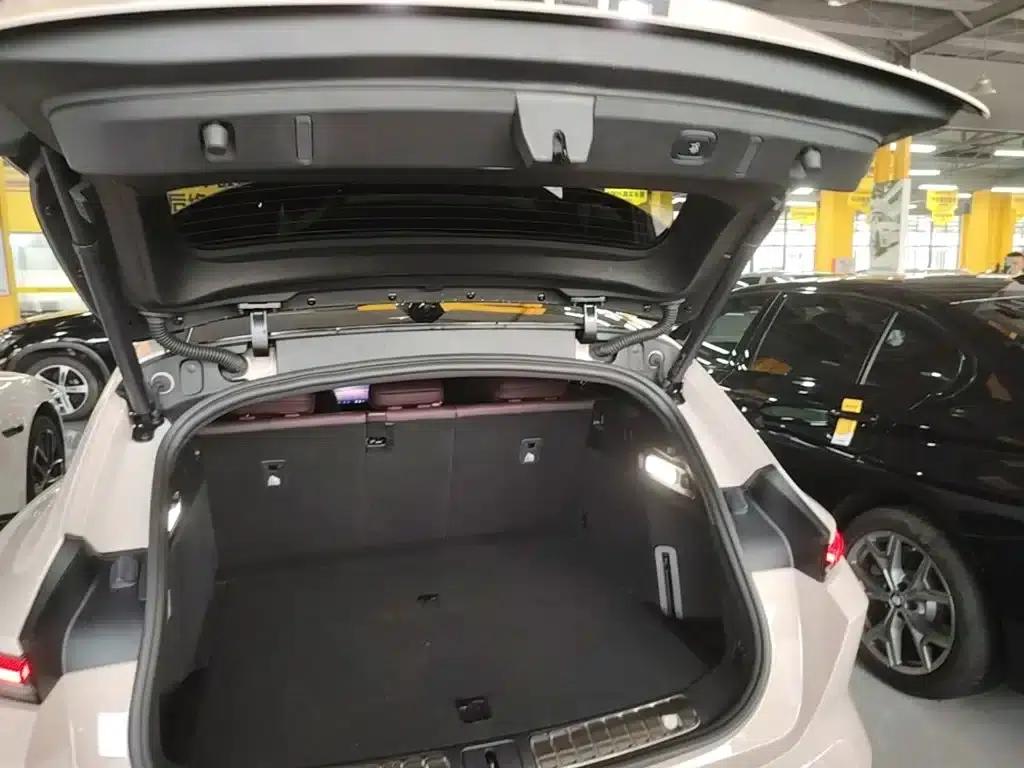 NIO ET5T 2025 75kWh Touring — миниатюра 19