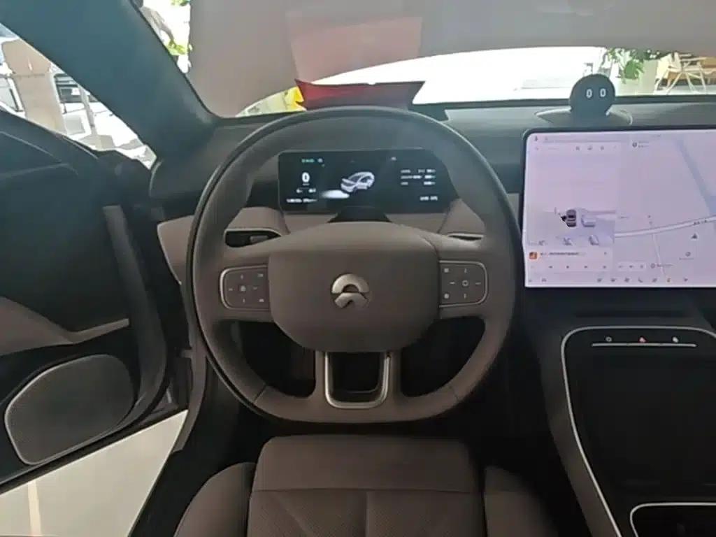 NIO ET5T 2025 75kWh Touring — миниатюра 11