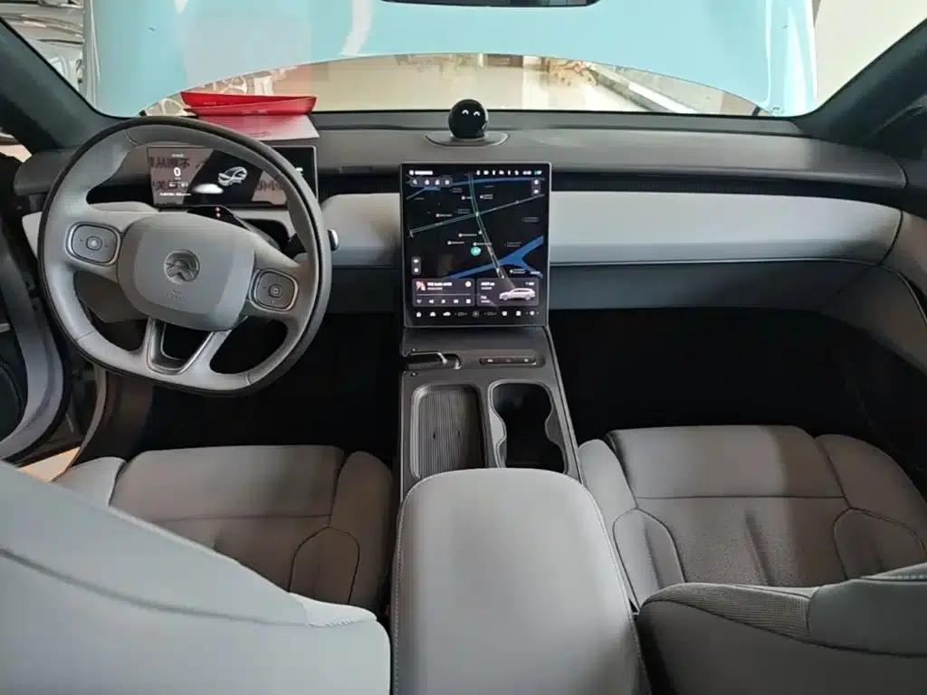 NIO ET5T 2024 Model 75kWh Touring — миниатюра 10