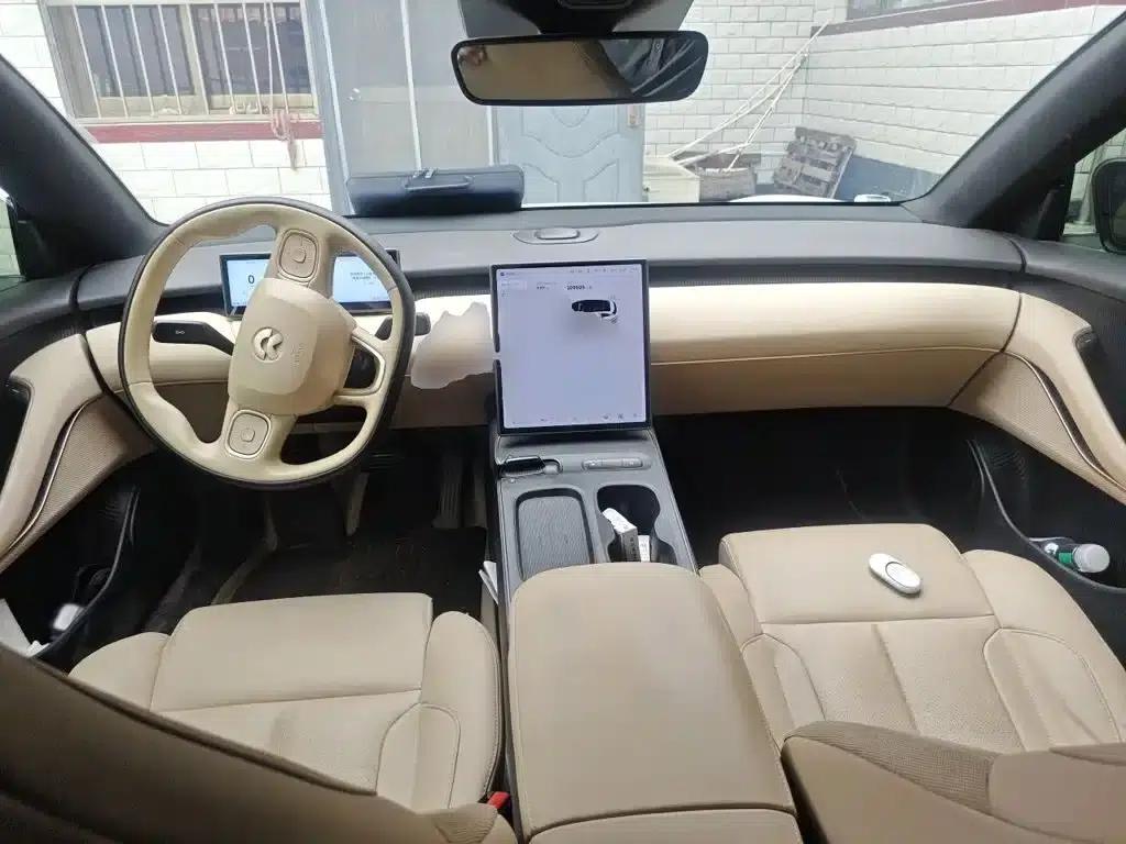 NIO ET5T 2024 Model 75kWh Touring — миниатюра 6