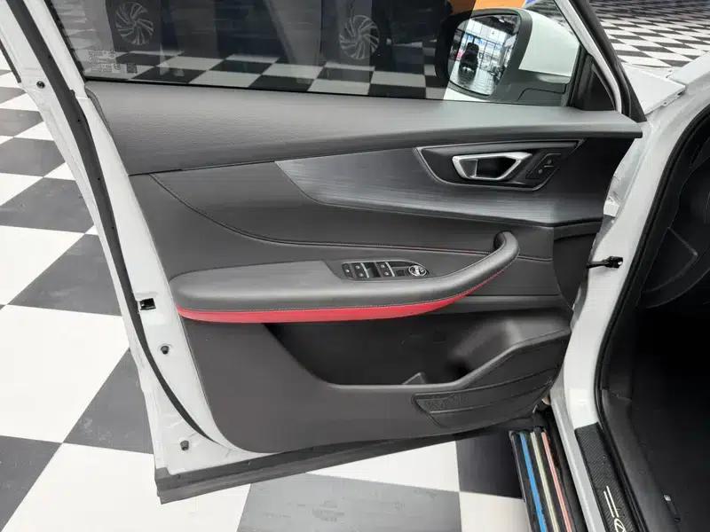 Chery Tiggo 5x 2022 Super Hero Edition 1.5L CVT Fashion Model — миниатюра 9