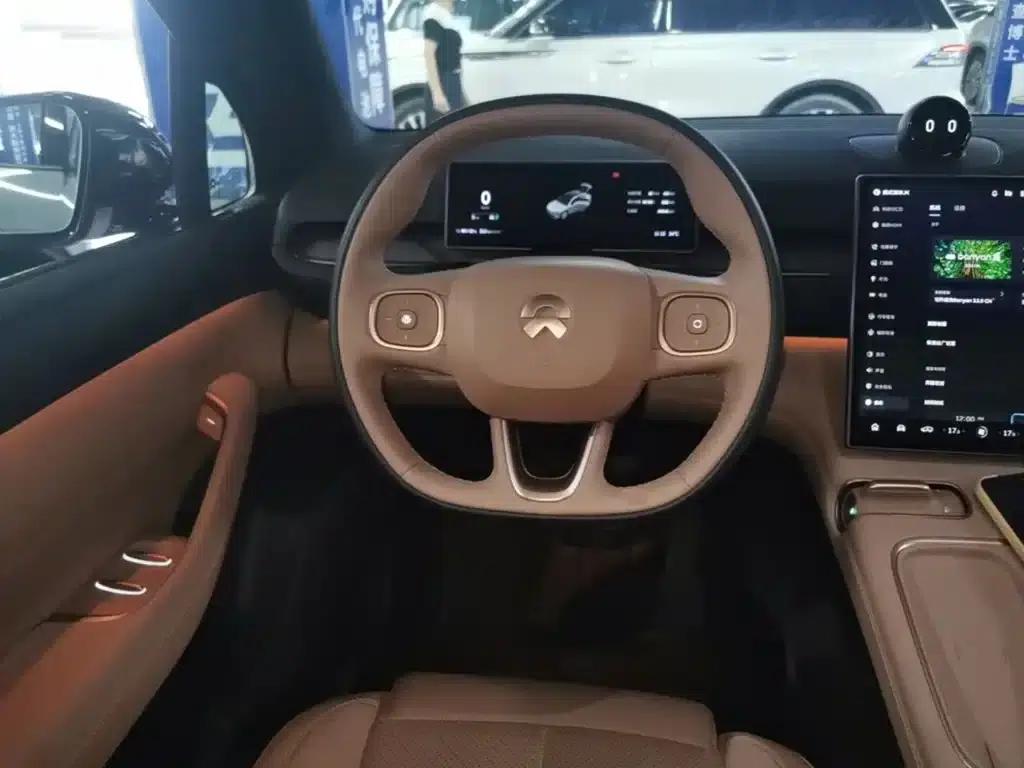 NIO EC6 2023 model 75kWh — миниатюра 11