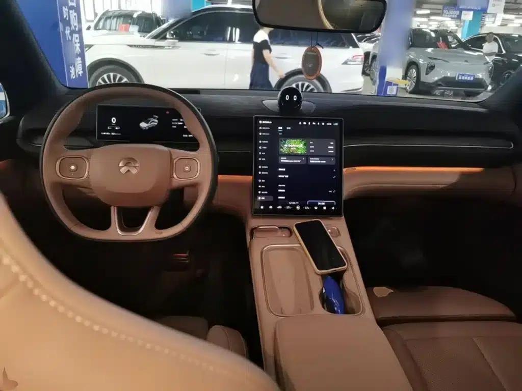 NIO EC6 2023 model 75kWh — миниатюра 10
