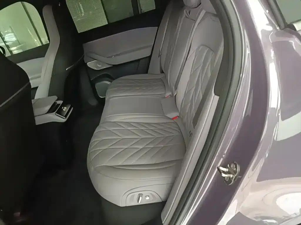 NIO EC6 2025 model 75kWh — миниатюра 17
