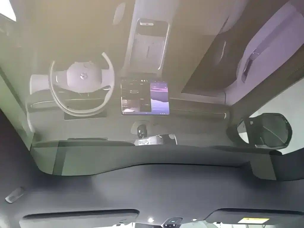 NIO EC6 2025 model 75kWh — миниатюра 18