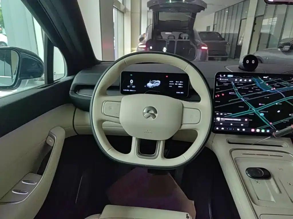 NIO EC6 2025 model 75kWh — миниатюра 11