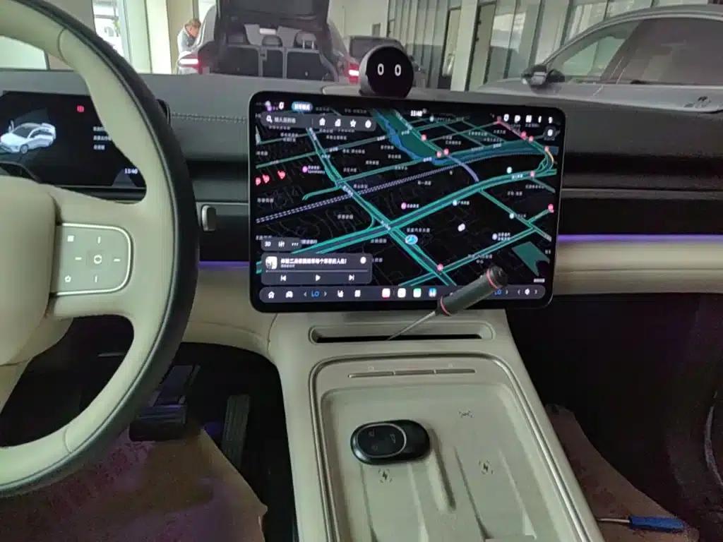 NIO EC6 2025 model 75kWh — миниатюра 13