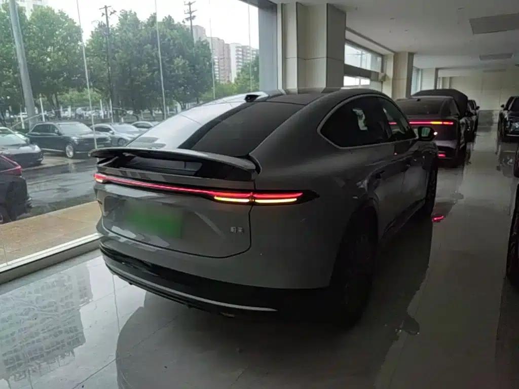 NIO EC6 2025 model 75kWh — миниатюра 7