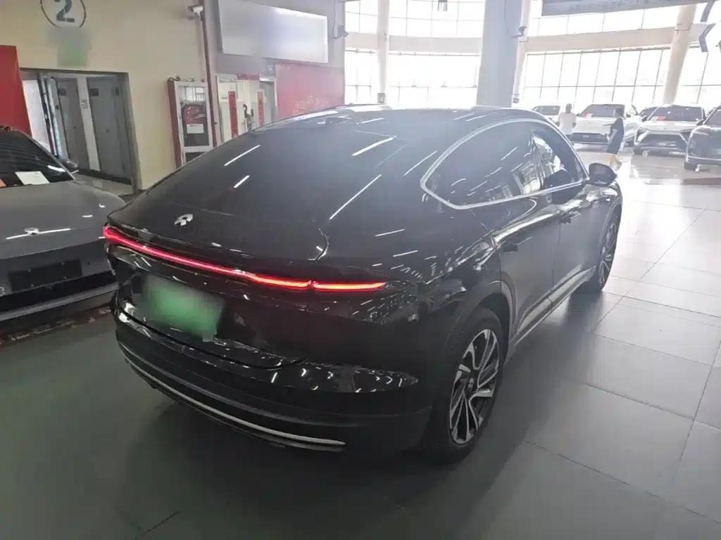 NIO EC6 2023 model 75kWh — миниатюра 7