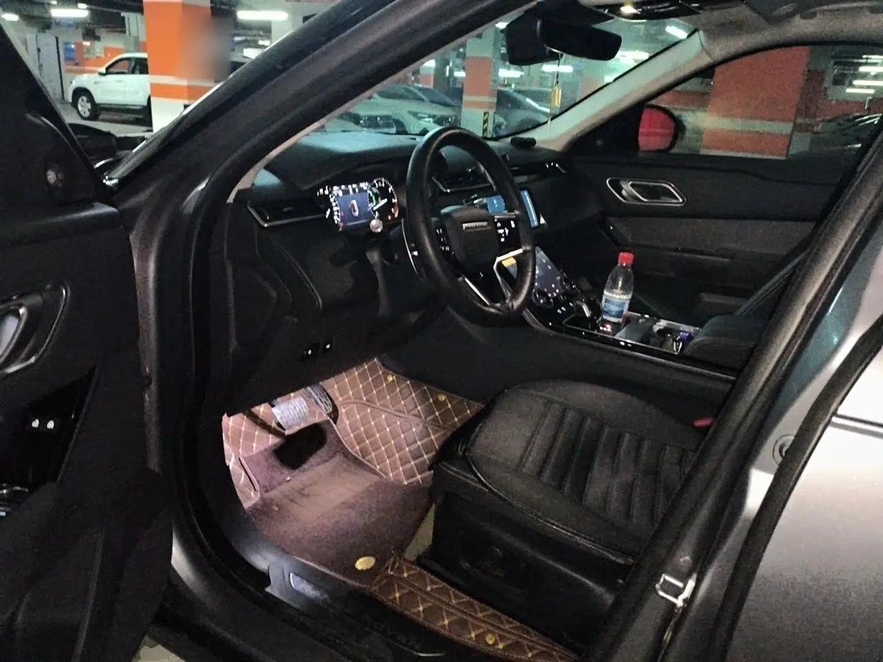 Land Rover Range Velar 2021 P250 model — миниатюра 16