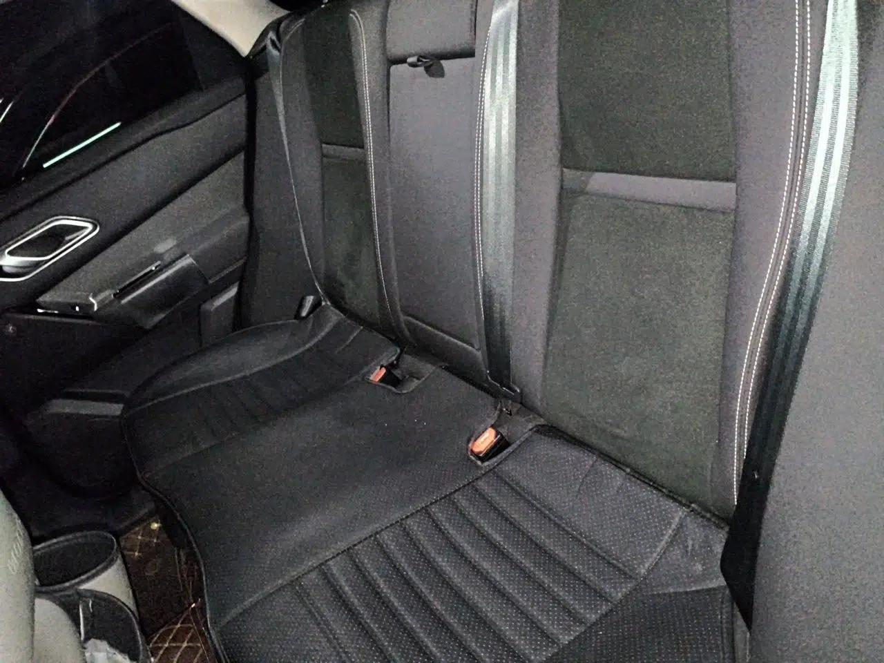 Land Rover Range Velar 2021 P250 model — миниатюра 17