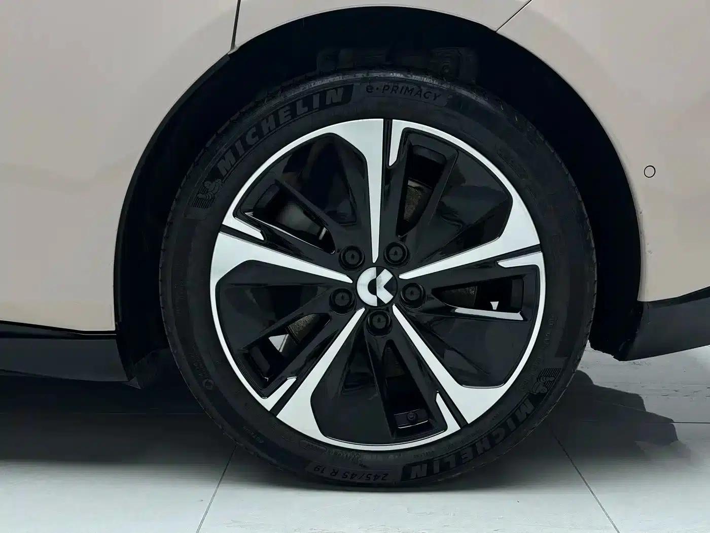 NIO ET5 2025 model 75kWh — миниатюра 17