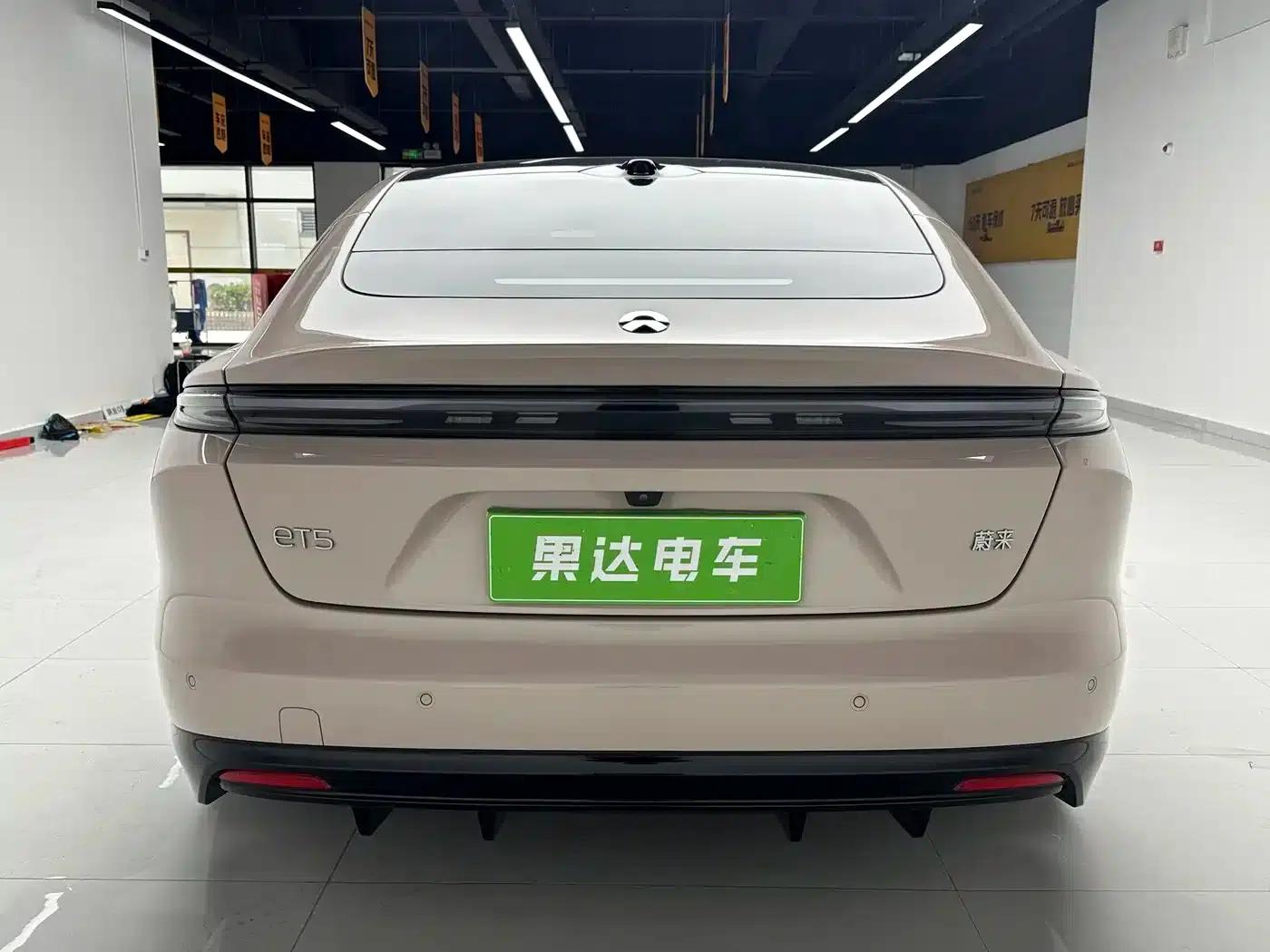 NIO ET5 2025 model 75kWh — миниатюра 7