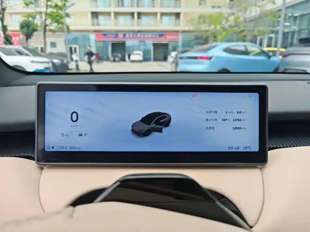 NIO ET5 2024 model 75kWh — миниатюра 3