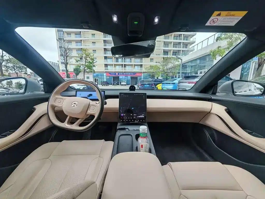 NIO ET5 2024 model 75kWh — миниатюра 4