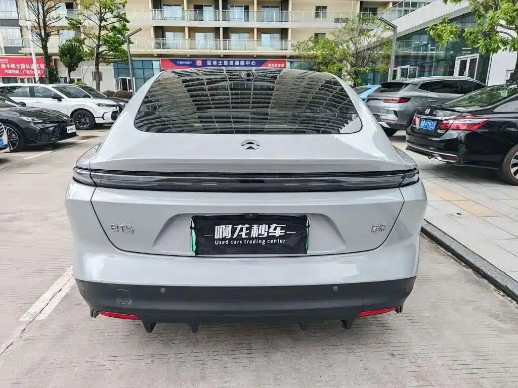 NIO ET5 2024 model 75kWh — миниатюра 8