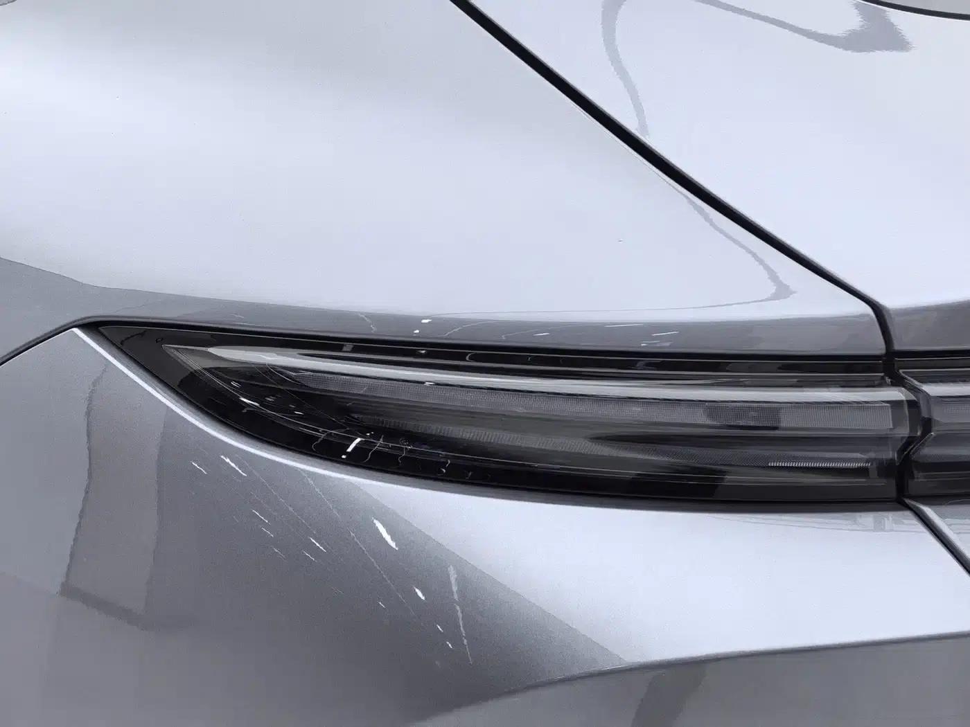 NIO ET5 2025 model 75kWh — миниатюра 9