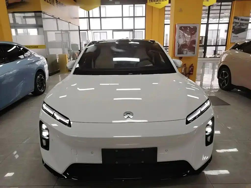 NIO ET5 2025 model 75kWh — миниатюра 3