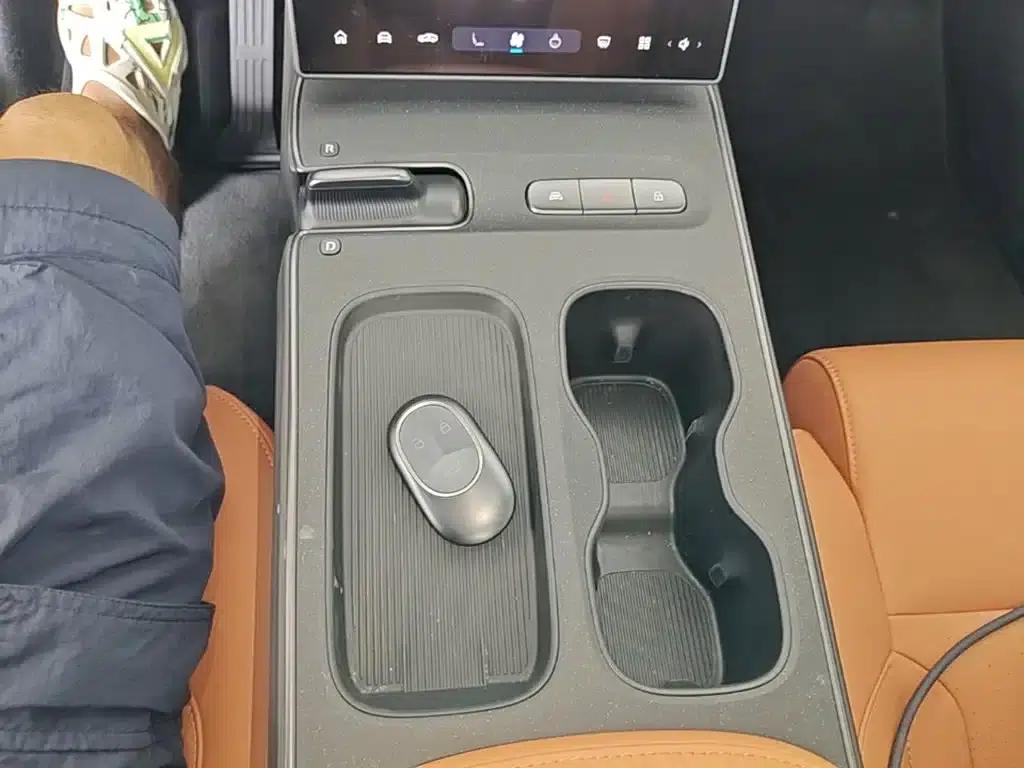 NIO ET5 2024 model 75kWh — миниатюра 14