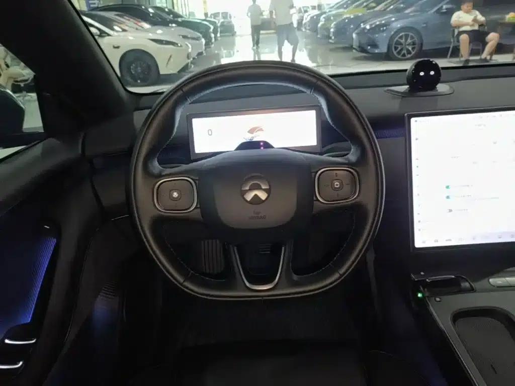 NIO ET5 2022 model 75kWh — миниатюра 11
