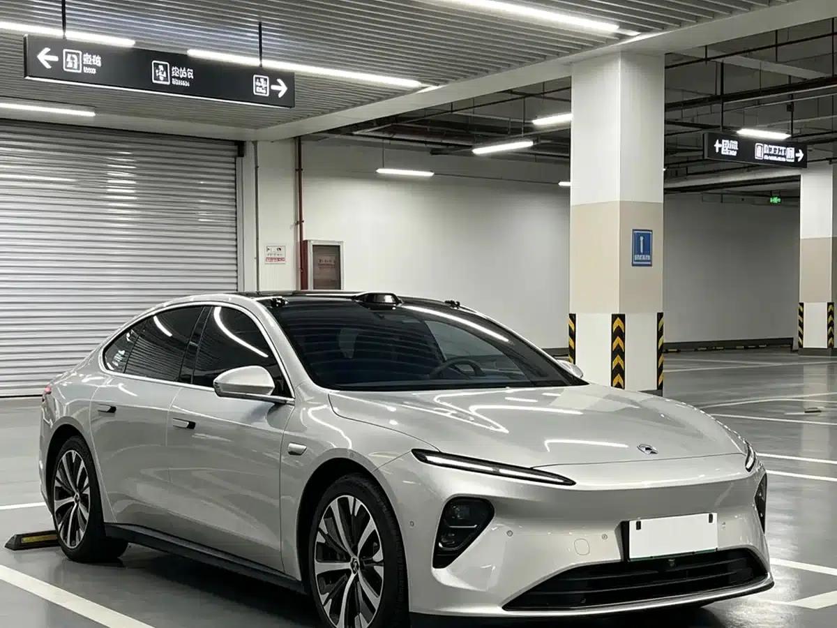 NIO ET7 2024 75kWh Executive Edition — миниатюра 2