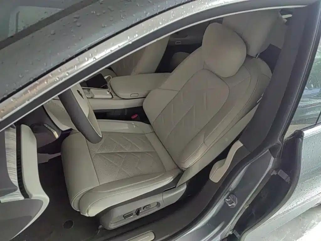 NIO ET7 2024 75kWh Executive Signature Edition — миниатюра 15
