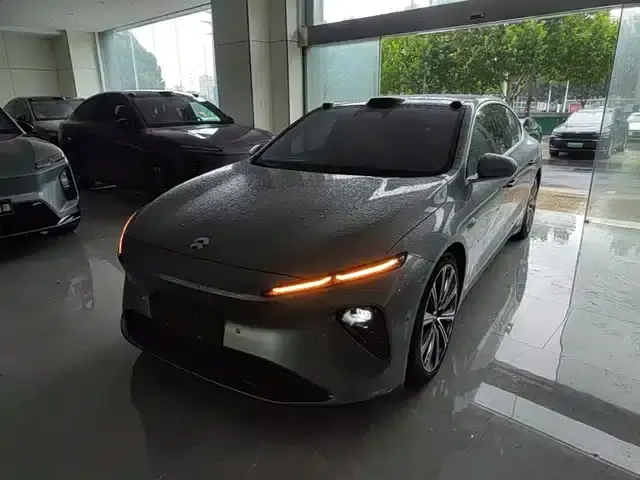 NIO ET7 2024 75kWh Executive Signature Edition