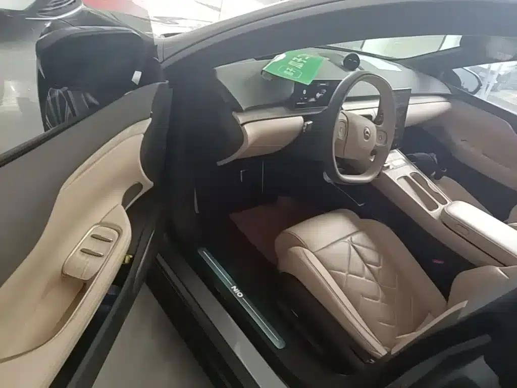 NIO ET7 2024 100kWh Executive Signature Edition — миниатюра 16