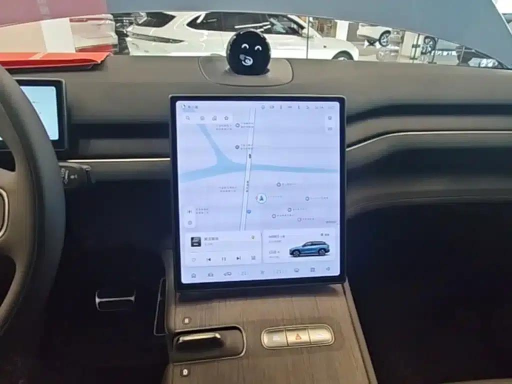 NIO ES7 2022 model 75kWh — миниатюра 13