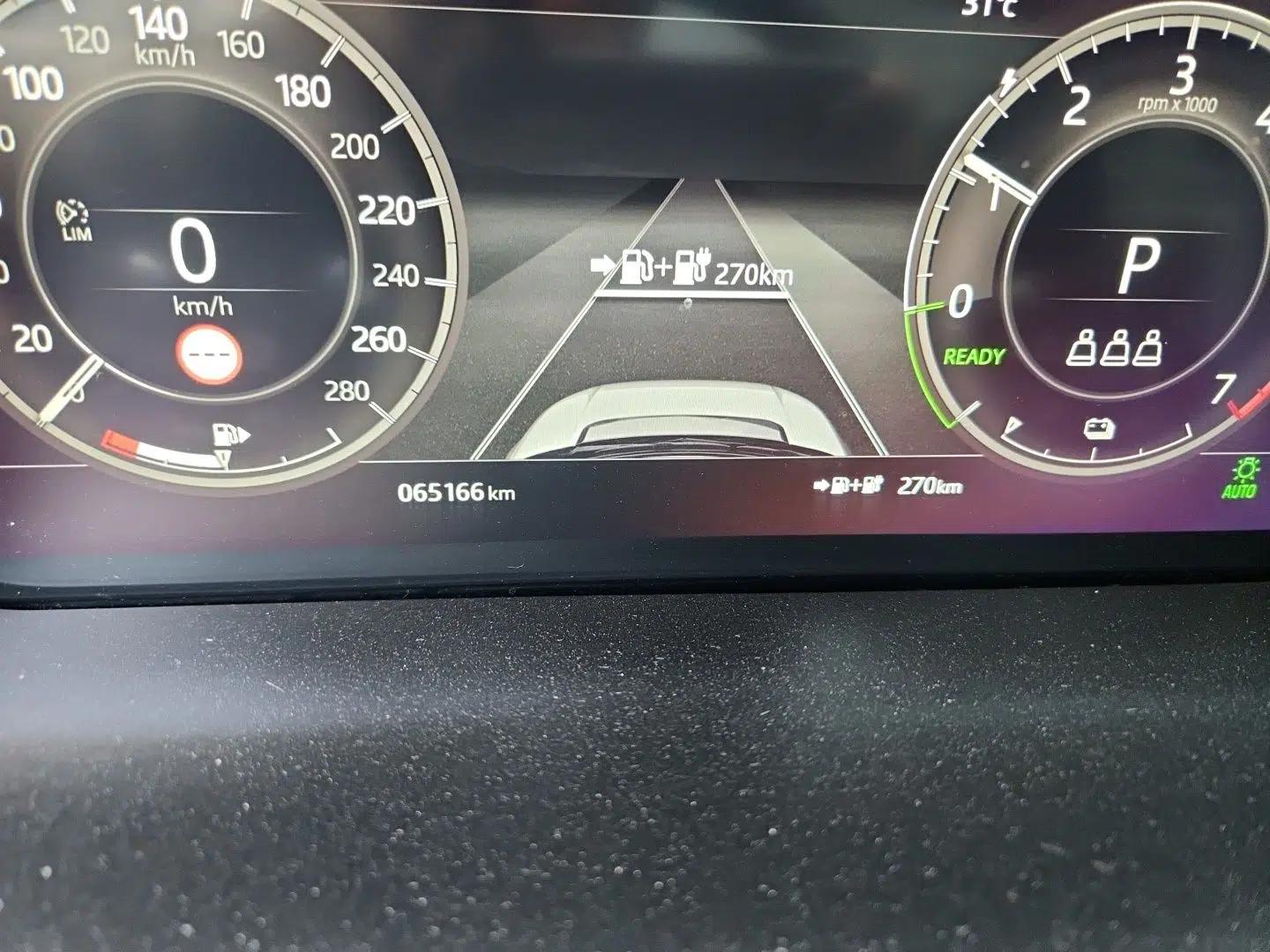 Land Rover Discovery Sport New Energy 2021 P300e Performance Tech Edition — миниатюра 9