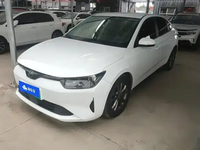 Weltmeister E.5 2021 Facelift 500 (Jikexing)