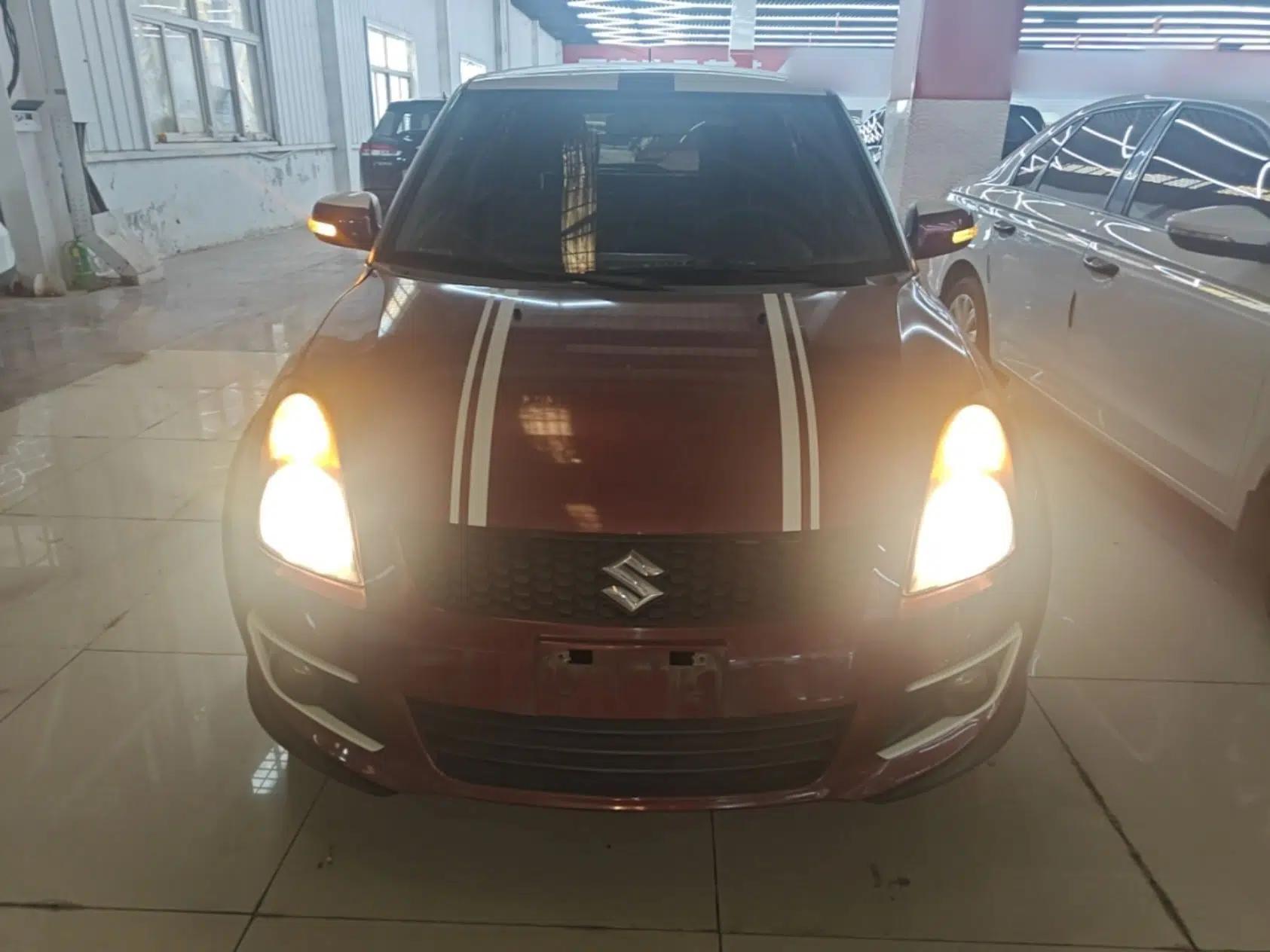 Suzuki Swift 2013 1.5L Manual 20th Anniversary Limited Edition — миниатюра 2