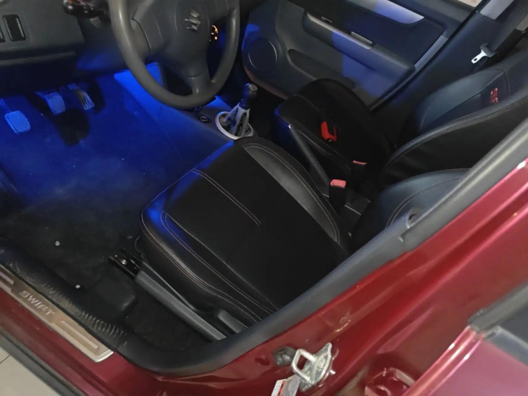 Suzuki Swift 2013 1.5L Manual 20th Anniversary Limited Edition — миниатюра 17