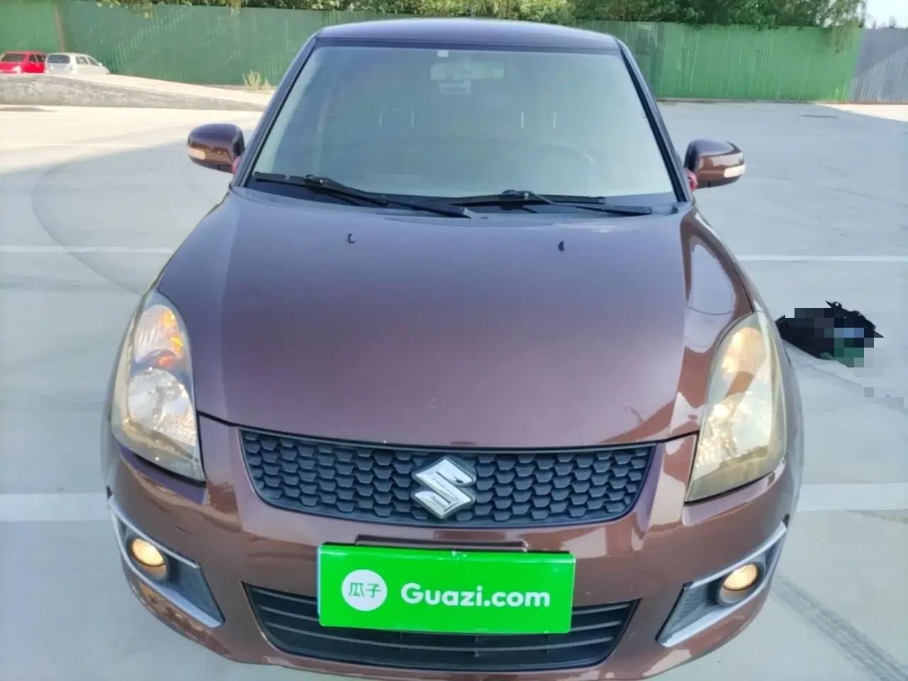 Suzuki Swift 2014 1.5L Automatic Fashion Edition — миниатюра 2