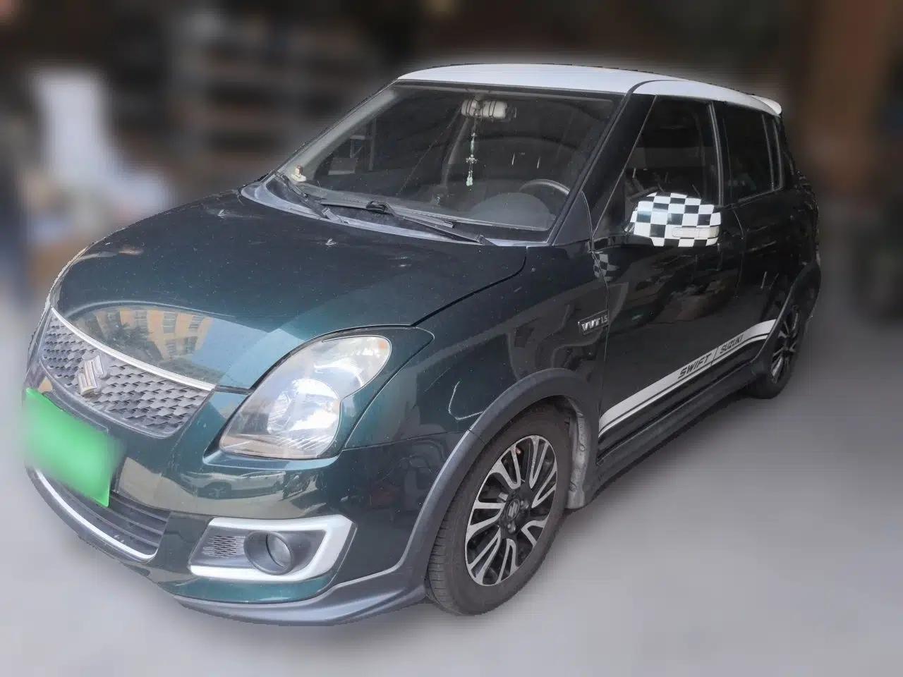 Suzuki Swift 2016 1.5L Automatic Fashionable Coolplay Edition — миниатюра 1