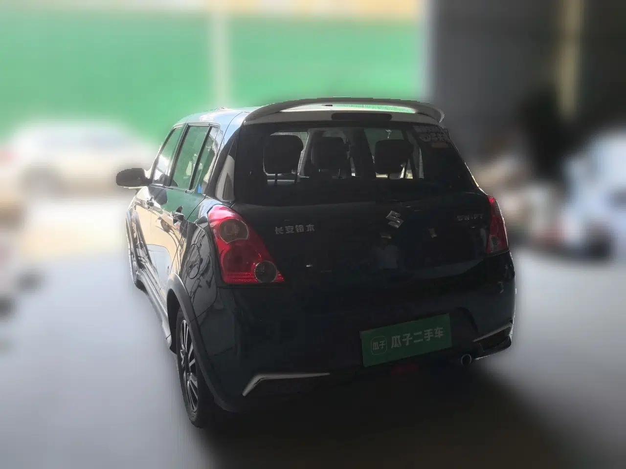 Suzuki Swift 2016 1.5L Automatic Fashionable Coolplay Edition — миниатюра 4