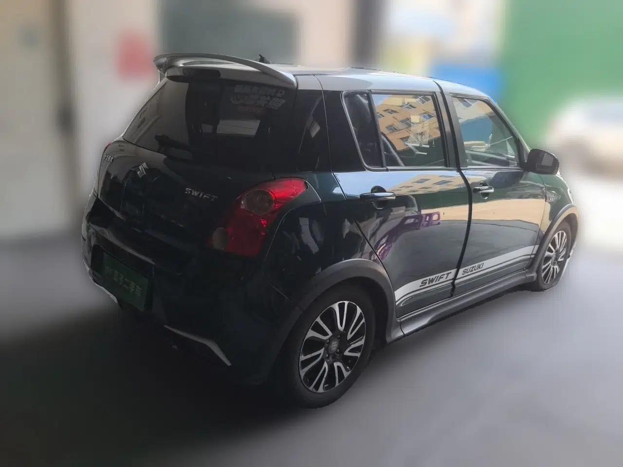 Suzuki Swift 2016 1.5L Automatic Fashionable Coolplay Edition — миниатюра 6
