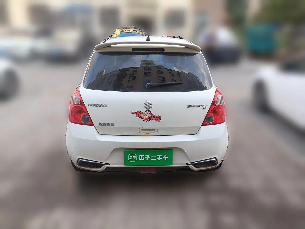 Suzuki Swift 2013 1.5L Manual Standard Edition — миниатюра 5