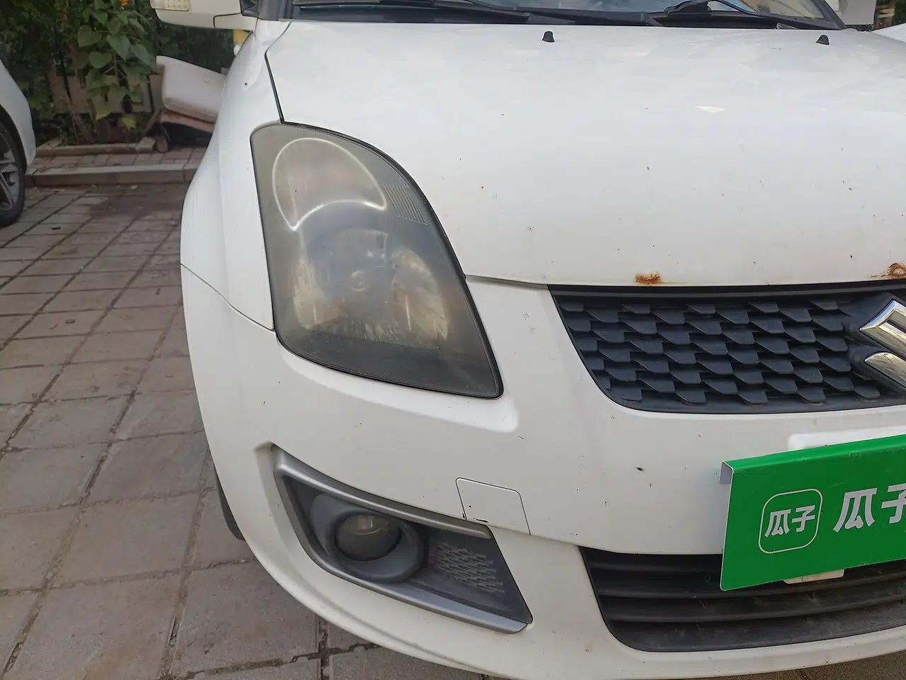 Suzuki Swift 2013 1.5L Manual Standard Edition — миниатюра 7