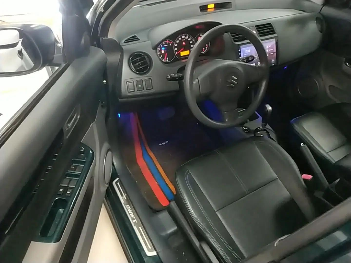 Suzuki Swift 2016 1.5L Automatic Fashionable Coolplay Edition — миниатюра 18