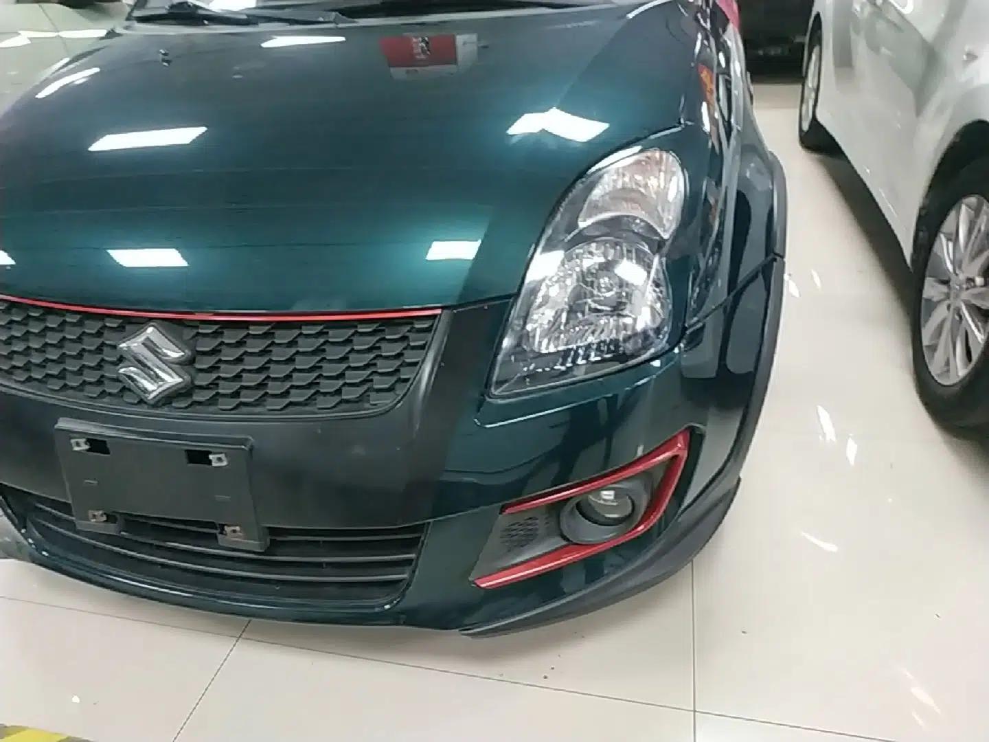 Suzuki Swift 2016 1.5L Automatic Fashionable Coolplay Edition — миниатюра 8