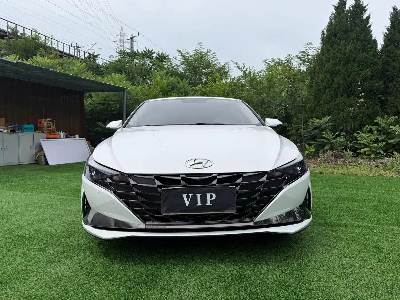 Hyundai Elantra 2022 1.5L CVT GLX Elite Edition — миниатюра 2